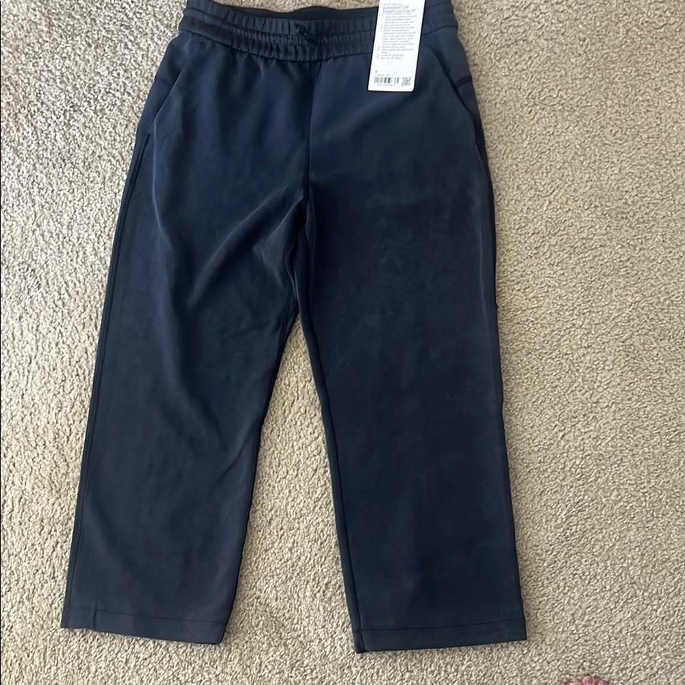 Lululemon Softstreme HR Straight-leg Crop 24” NWT